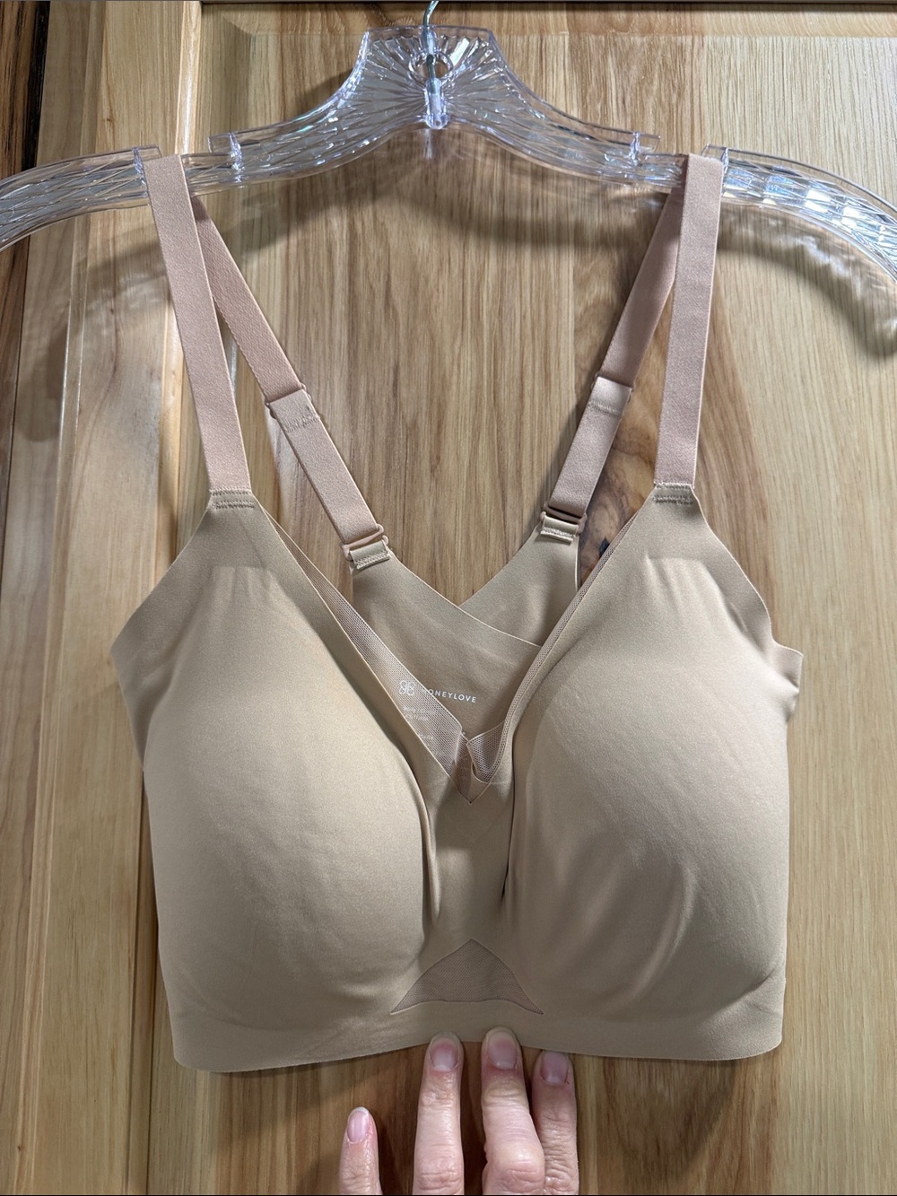 Honeylove Women’s Size M Seamless Nude Wireless Bra with Adjustable Straps